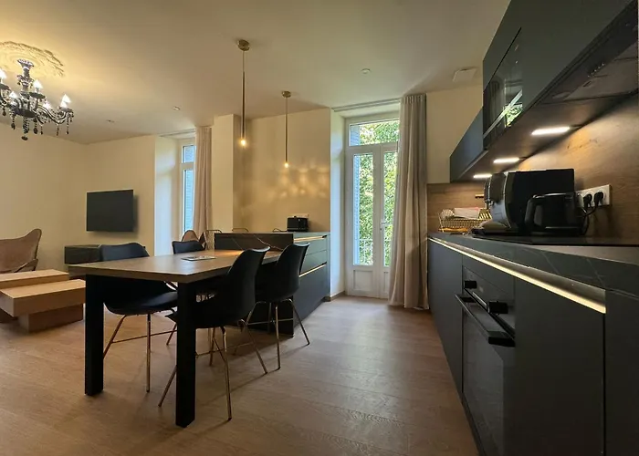 Residence Villa Belle Fleur - 6 Appartements - Capacite D\'Accueil De 2 A 8 Personnes