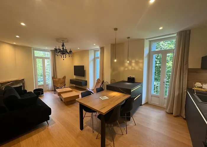 Residence Villa Belle Fleur - 6 Appartements - Capacite D\'Accueil De 2 A 8 Personnes