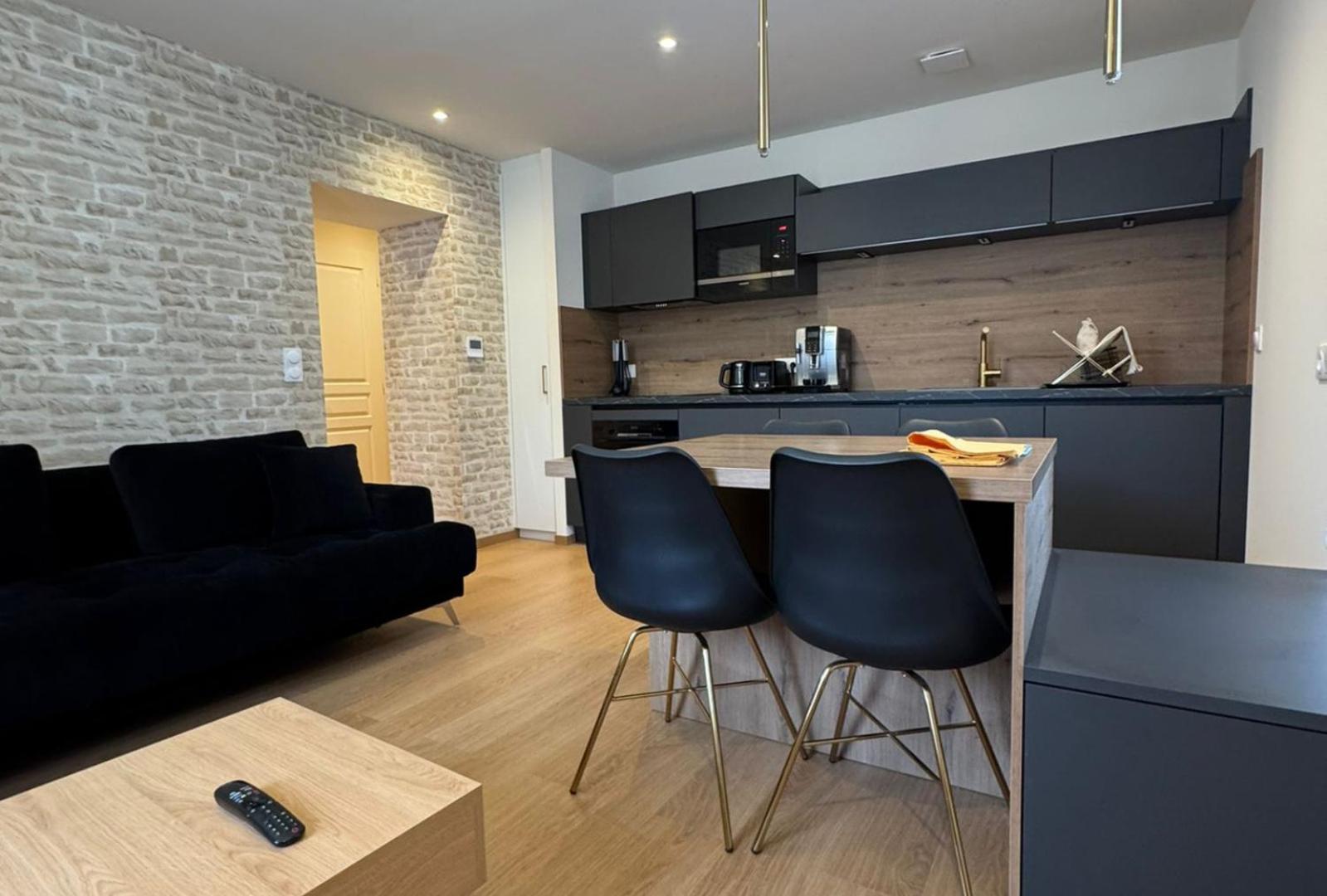 Appartement Belle Fleur - 6 - Capacite D'accueil De 2 A 8 Personnes